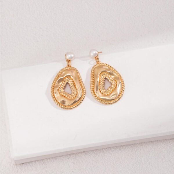 Irregular-shaped Pearl Drop Earrings - Aphrodite